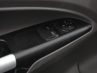 Ford Transit Connect Ford Transit Connect 1.5 EcoBlue Automaat L2 Ford Transit Connect 1.5 EcoBlue L2 Trend Automaat Navigatie Airco Parkeersensoren Achter Cruise Control 3Zits Camera DAB+ - afbeelding nr 12