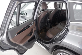 BMW X1 BMW X1 sDrive20i 192PK VDL Nedcar Edition led|leer|hud|cam|dab|lmv18 - afbeelding nr 18