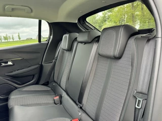 Peugeot 208 Peugeot 208 1.2 PureTech Allure|Virtual|101PK|Carplay|Camera - afbeelding nr 12