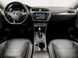 Volkswagen Tiguan Volkswagen Tiguan 1.5 TSI ACT Sportline Business 150Pk Automaat (PANORAMADAK, APPLE CARPLAY, GROOT NAVI, LED KOPLAMPEN, KEYLESS, LEDEREN SPORTSTOELEN, STOELVERWARMING, ADAPTIVE CRUISE, ELEK ACHTERKLEP, GETINT GLAS, NIEUWSTAAT) - afbeelding nr 6