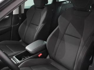 Škoda Karoq Skoda Karoq 1.5 TSI 150pk DSG Ambition | Navigatie | Apple Carpla/Android Auto | Camera | Climate Control | Adaptive Cruise control | Lichtmetalen Velgen - afbeelding nr 9