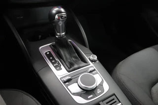 Audi A3 getuned, Wegklapbare trekhaak, goed onderhouden. - afbeelding nr 17