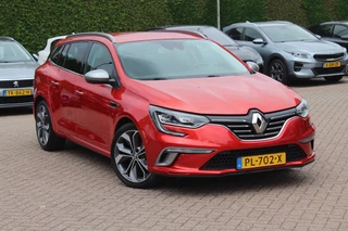 Renault Mégane Estate Renault Mégane Estate 1.2 TCe GT-Line / Trekhaak / Camera / Bose / Keyless / 17'' / Navigatie / Getint glas / Dodehoek / DAB / Cruise Control - afbeelding nr 38