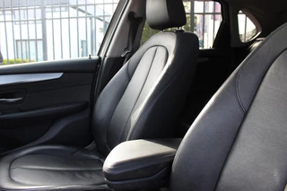 BMW 2 Serie BMW 2-Serie Active Tourer (f45) 225xe 224pk Aut. Essential High Executive | PanoramaDak | Zomer- en Winterset | - afbeelding nr 13
