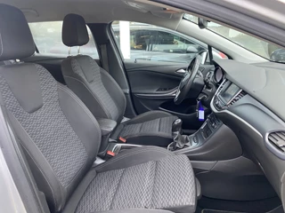 Opel Astra Opel Astra Sports Tourer 1.0 Turbo Business+ 50% deal 4.875,- ACTIE Sportstoelen / Navi  / Clima / Cruise / Telefoon - afbeelding nr 31