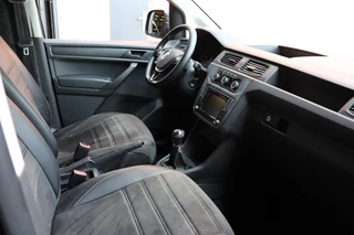 Volkswagen Caddy Volkswagen Caddy 2.0 TDI BMT Highline | Cruise control | Airco | Navigatie | PDC | Trekhaak | Airco | MF Stuur | Sidebars | NAP Logisch | 1e eigenaar | - afbeelding nr 13