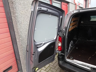 Peugeot Partner Peugeot Partner 1.6 BlueHDI Premium - afbeelding nr 22