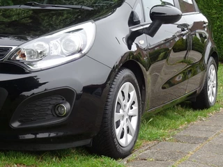 Kia Rio Kia Rio 1.2 CVVT BusinessLine met Radio en Airco - afbeelding nr 4