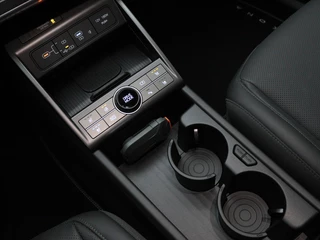 Hyundai Kona Hyundai Kona 1.6 GDI HEV Premium | Bose audio | Leder | Navigatie | 360 Camer - afbeelding nr 40