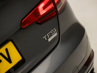 Audi A4 Audi A4 Limousine 2.0 TFSI Ultra Sport 191Pk Automaat (VIRTUAL COCKPIT, GROOT NAVI, CLIMATE, STOELVERWARMING, SPORTSTOELEN, PARKEERSENSOREN, LED KOPLAMPEN, NIEUWE APK, NIEUWSTAAT) - afbeelding nr 30