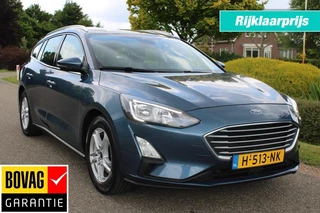 Ford Focus - 411846734-0