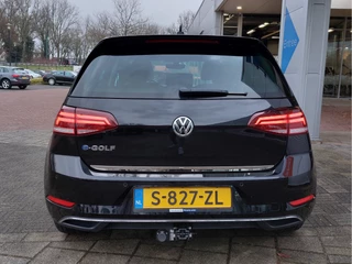 Volkswagen e-Golf e-Golf 136pk Automaat 5-Deurs | Warmtepomp | Navi | Apple Carplay+Android Auto | Clima | Adap. Cruise | Led Koplampen | Pdc V+A | Stoelverwarming | Privacy Glass | 17''lm | Trekhaak - afbeelding nr 6