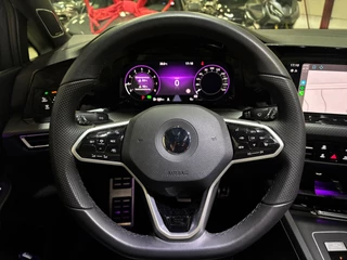 Volkswagen Golf Volkswagen Golf 1.5 eTSI R-Line - afbeelding nr 23