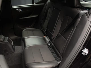Volvo XC40 Volvo XC40 1.5 T5 Twin Sport (APPLE CARPLAY,NAVI,CAMERA,LED,XENON,STOELVERWARMING,TREKHAAK,GETINT,CRUISE,CLIMATE,NETTESTAAT) - afbeelding nr 18