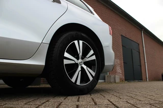 Volvo V60 ➡️ Volvo V60 2.0 D3 Momentum | 1e eigenaar | inc BTW | Led | Camera | DAB | Navi | Cruise-control | Stuurverwarming | Stoelverwarming | PDC | 150 pk | - afbeelding nr 39