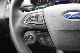 Ford Kuga Ford Kuga 1.5 EcoBoost Vignale | Trekhaak Afneembaar 2000KG | Cruise Control | Navigatie | Climate Control | Lichtmetalen Velgen | - afbeelding nr 24