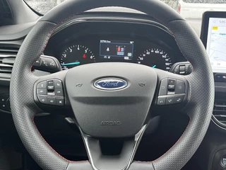 Ford Focus Ford Focus Wagon 1.0 EcoBoost Hybrid ST Line  155pk Automaat | Adaptive cruise control | Winter Pack | Dodehoeksensoren | Camera - afbeelding nr 18