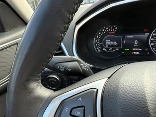 Ford Galaxy Ford Galaxy 2.5 FHEV Titanium 7 pers 190pk  | Trekhaak | Panoramadak | Adaptive cruise control | AGR-stoelen |  Sony audio | Privacy glass | Stoelverwarming - afbeelding nr 9