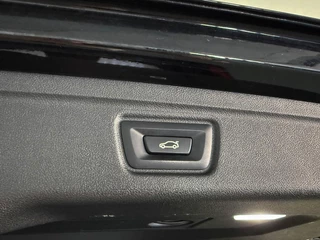BMW 3 Serie BMW 3-serie Touring 330e 293pk M-Sport High Executive | Laser LED | Carplay | Adaptive cruise | Trekhaak - afbeelding nr 46