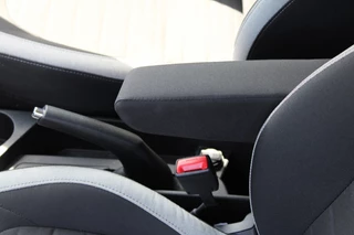 Hyundai i10 Hyundai i10 1.0 Comfort 5-zits Carplay/Airco 