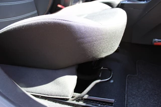 Dacia Sandero Stepway Dacia Sandero Stepway 1.0 TCe 90 Essential | Trekhaak | Camera | Airco | BLIS | Cruise control | Origin NL - afbeelding nr 36