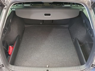 Škoda Octavia Škoda Octavia Combi 1.5 TSI MHEV 115pk DSG/AUT Business Edition Camera, Winterpakket, Keyless - afbeelding nr 20