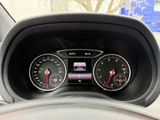 Mercedes-Benz B-Klasse Mercedes B-klasse 180 Urban CarPlay Navi Climate Cruise Parkeersensoren Trekhaak - afbeelding nr 10