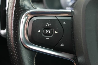 Volvo XC40 Volvo XC40 T4 Recharge R-Design | Parkeercamera | Glossy Black | Keyless - afbeelding nr 27