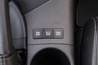 Toyota Auris Toyota Auris Touring Sports 1.8 Hybrid Pro Executive -LEER-PANO- - afbeelding nr 13