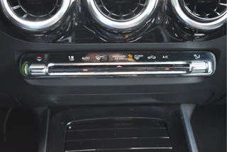 Mercedes-Benz B-Klasse Mercedes-Benz B-Klasse 180 Business Solution | NL-Auto | Afn.trekhaak | Carplay | Nav | Autom.airco | Cruise Contr | Digitale tellers | LED - afbeelding nr 24