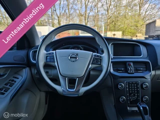 Volvo V40 Volvo V40 2.0 T2 / Dealer onderhouden / Zeer Netjes ! - afbeelding nr 14