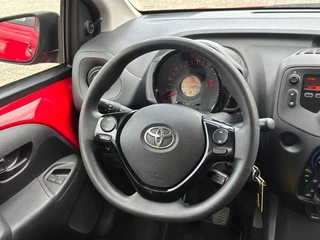 Toyota Aygo Toyota Aygo 1.0 VVT-I 5-drs x-fun '' Airco - Elektrische ramen - CPV '' - afbeelding nr 15