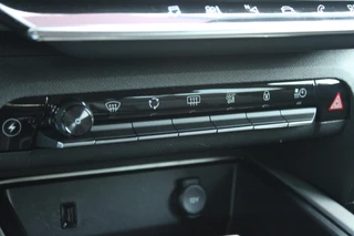 Citroën C5 Aircross Citroen C5 Aircross 1.6 Plug-in 225PK Hybrid BUSINESS | NAVIGATIE | APPLE CARPLAY/ANDROID AUTO | KEYLESS ENTRY/START | LED KOPLAMPEN | DODEHOEK DETECTIE | LICHTMETALEN VELGEN 18