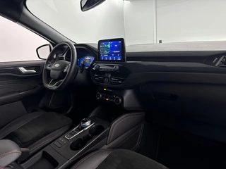 Ford Kuga Ford Kuga PHEV ST-Line X | 20'' L.M. Velgen | B&O Premium Audio | Elektrische Achterklep - afbeelding nr 5