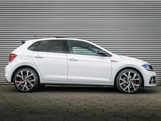 Volkswagen Polo Volkswagen POLO 2.0 TSI GTI Pano Navi Blindspot PDC CarPlay - afbeelding nr 3