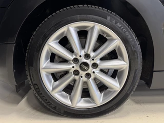 MINI Clubman MINI Clubman Mini 1.5 Cooper 136PK Business Edition Automaat | Navi | Cruise | Clima | PDC achter - afbeelding nr 22