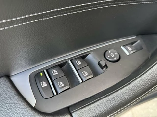 BMW X3 BMW X3 xDrive20i High Executive | Leer | Sportstoelen | DAB | Cruise control | LED verlichting | Stoelverwarming | Elektrisch bedienbare achterklep | 20 inch lichtmetalen velgen | Parkeersensoren voor en achter - afbeelding nr 4