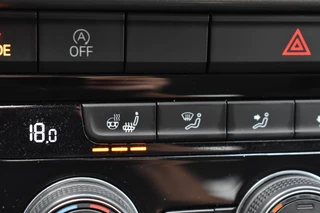 Volkswagen T-Roc Volkswagen T-Roc 1.5 TSI Style Business Trekhaak Navi Carplay stoel/stuur verwarming el-achterklep - afbeelding nr 38