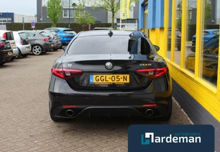 Alfa Romeo Giulia Alfa Romeo Giulia 2.0 T Q4 AWD Veloce carplay leder - afbeelding nr 28