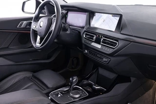BMW 1 Serie BMW 1 Serie 118 i Business Edition Plus | LEDER | Full LED | CAMERA | Automaat *2e Pinksterdag OPEN v.a 11u tot 17u* - afbeelding nr 3