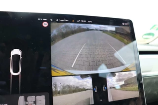 Tesla Model 3 Tesla Model 3 Long Range AWD 75 kWh black&white chrome delete uitstraling! autopilot dual motor stoelverwarming v+a panodak - afbeelding nr 23