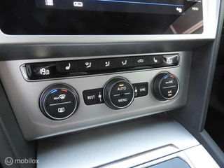 Volkswagen Passat Volkswagen Passat Variant 1.5 TSI 150 PK , Camera - afbeelding nr 22
