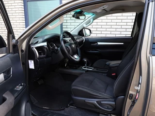 Toyota Hilux Toyota Hilux 2.8 D-4D XtraCab Professional Premium | Automaat | 3500 KG Trekg - afbeelding nr 3