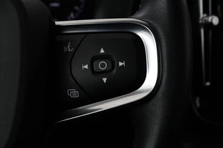 Volvo XC40 Volvo XC40 1.5 T4 Recharge Inscription Expression |  Panoramadak | Leder | Trekhaak | Stoel & stuurverwarming | Carplay | Full LED | Navigatie | Camera | Climate control - afbeelding nr 14