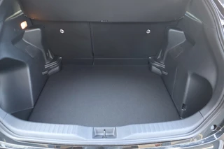 Toyota Yaris Cross Toyota Yaris Cross 1.5 Hybride 130 Dynamic Plus Stoel/stuurverwarming - afbeelding nr 28