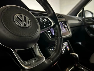 Volkswagen Tiguan Volkswagen Tiguan 1.4 TSI ACT 2X R-Line Pano Virtual Trekh - afbeelding nr 31