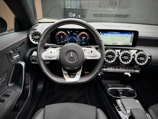 Mercedes-Benz CLA Mercedes CLA-klasse 250 e AMG CLA250e Coupe Panoramadak|Keyless|Camera 360°|Advanced sound|Sfeerverlichting|Head-up|Night pakket|Multibeam LED - afbeelding nr 29