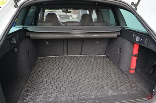 Škoda Octavia Skoda Octavia Combi 2.0 TSI RS DSG 220 PK / 1e eig / Stoelverwarming / Cruise / Xenon - afbeelding nr 70