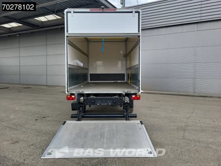 Volkswagen Crafter Volkswagen Crafter 177pk Automaat Laadklep Bakwagen Airco Camera Meubelbak Koffer 19m3 Airco - afbeelding nr 3