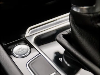 Volkswagen Passat Volkswagen Passat Variant 1.4 TSI ACT Highline 150Pk Automaat (APPLE CARPLAY, GROOT NAVI, CLIMATE, STOELVERWARMING, SPORTSTOELEN, KEYLESS, ADAPTIVE CRUISE, TREKHAAK, PARKEERSENSOREN, NIEUWSTAAT) - afbeelding nr 25